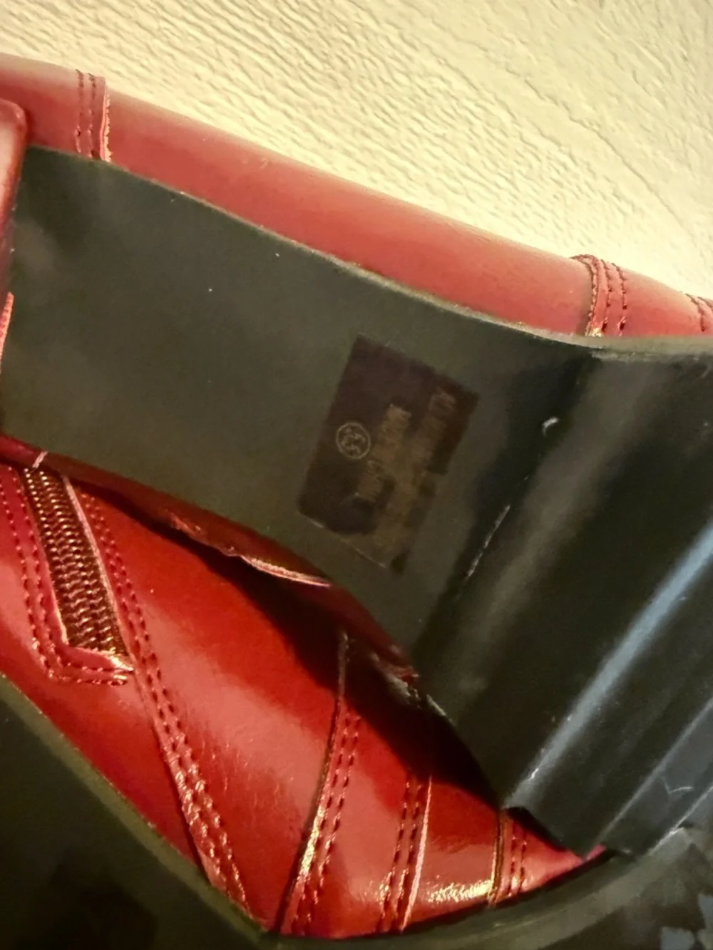 NIB Chase + Chloe Red Lace-Up Ankle Boots ❤️ Block Heel Combat Style Size 5.5